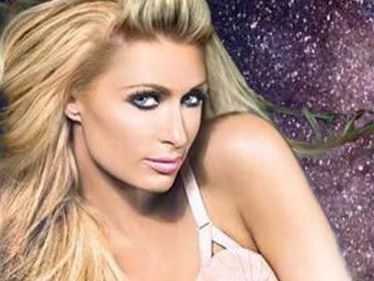 Paris Hilton napszemüvegétől újra az óvodában érezzük magunkat! 