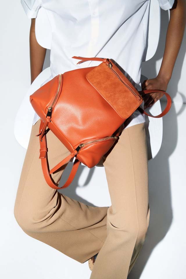 Zara bőr hátizsák 11995 Ft