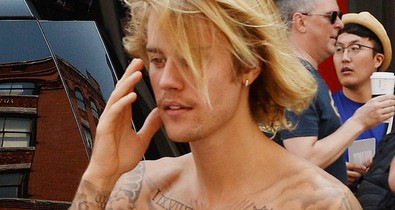 Ezt látni akarod, annyira szexi: félmeztelenül edz Justin Bieber a konditeremben