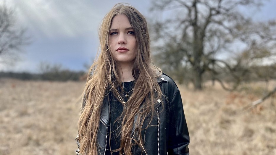 Luca Itt hagytál című dala a veszteségről szól