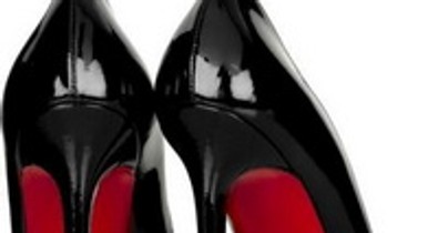 Pert nyert a Zara a Louboutin ellen