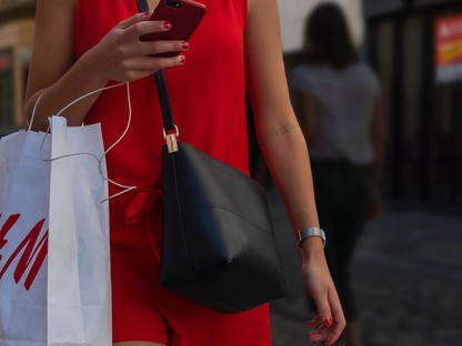 A H&M elkezdte tesztelni a ruhakölcsönzést!!!