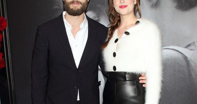 Dakota Johnson rémes szettben a vörös szőnyegen