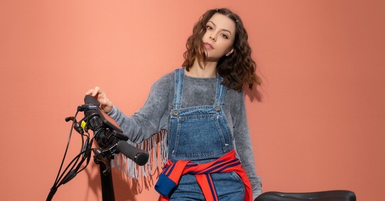 Döbrösi Laura: „Elkezdtem a fényre hozni az elzárt részeimet”