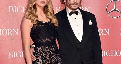 Rég volt ilyen összeszedett Johnny Depp és párja