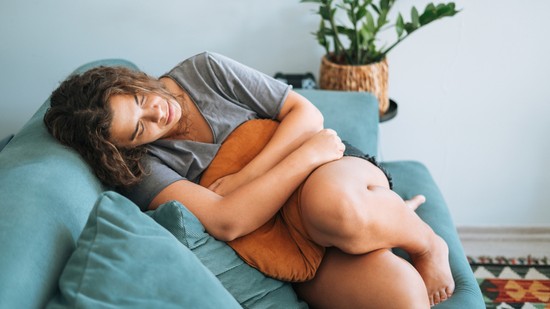 6 étel, ami életmentő lehet, ha fáj a gyomrod: ezeket viszont messziről kerüld