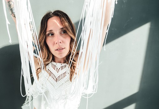 Elsöprő magyar siker! Hazai tervező bűvölt el mindenkit a milánói esküvő kiállításon