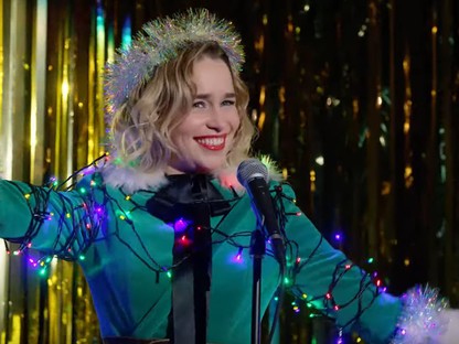 Emilia Clarke fog játszani a világ legmeghatóbb karácsonyi filmjében