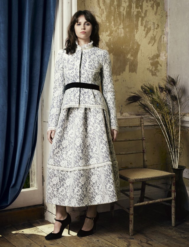 felicity jones, inferno, a mindenseg elmélete, oscar dij, harpers bazaar