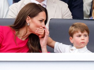 A kis Lajos herceg megdolgozott érte, hogy ne legyen ott a koronázáson