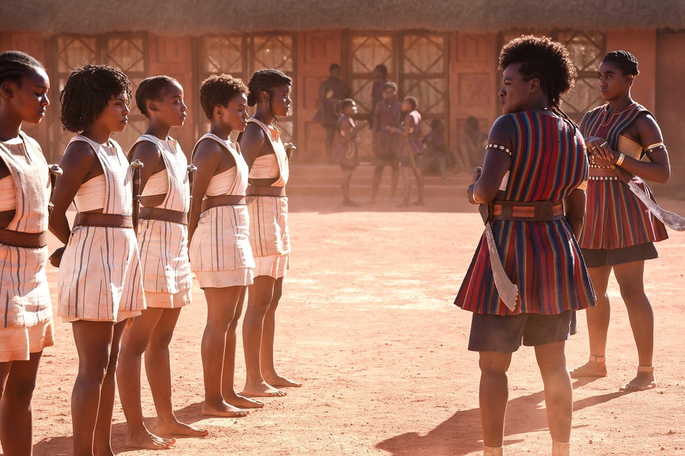 A The Woman King – A harcos karakterei egytől egyig hús-vér nők, akik keménységük és vadságuk ellenére igenis mély érzésű anyák, lányok és nővérek