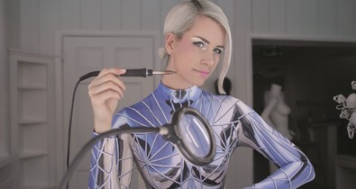 A hagyományoktól eltér, de igazán mókás dolog a divat és az elektronika összepárosítása