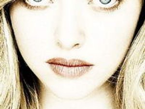 G-premier: Chloe - A kísértés iskolája