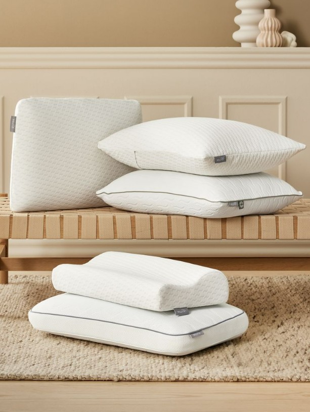 A memóriahabos párnák csökkenthetik a nyak- és vállfájdalmakat - Memory habszivacs párna 30x50x10/7 WELLPUR KVINA fehér, 7150 Ft /db