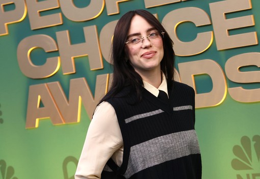 Billie Eilish stílusfejlődése valójában egy szabadságharc a nőkért