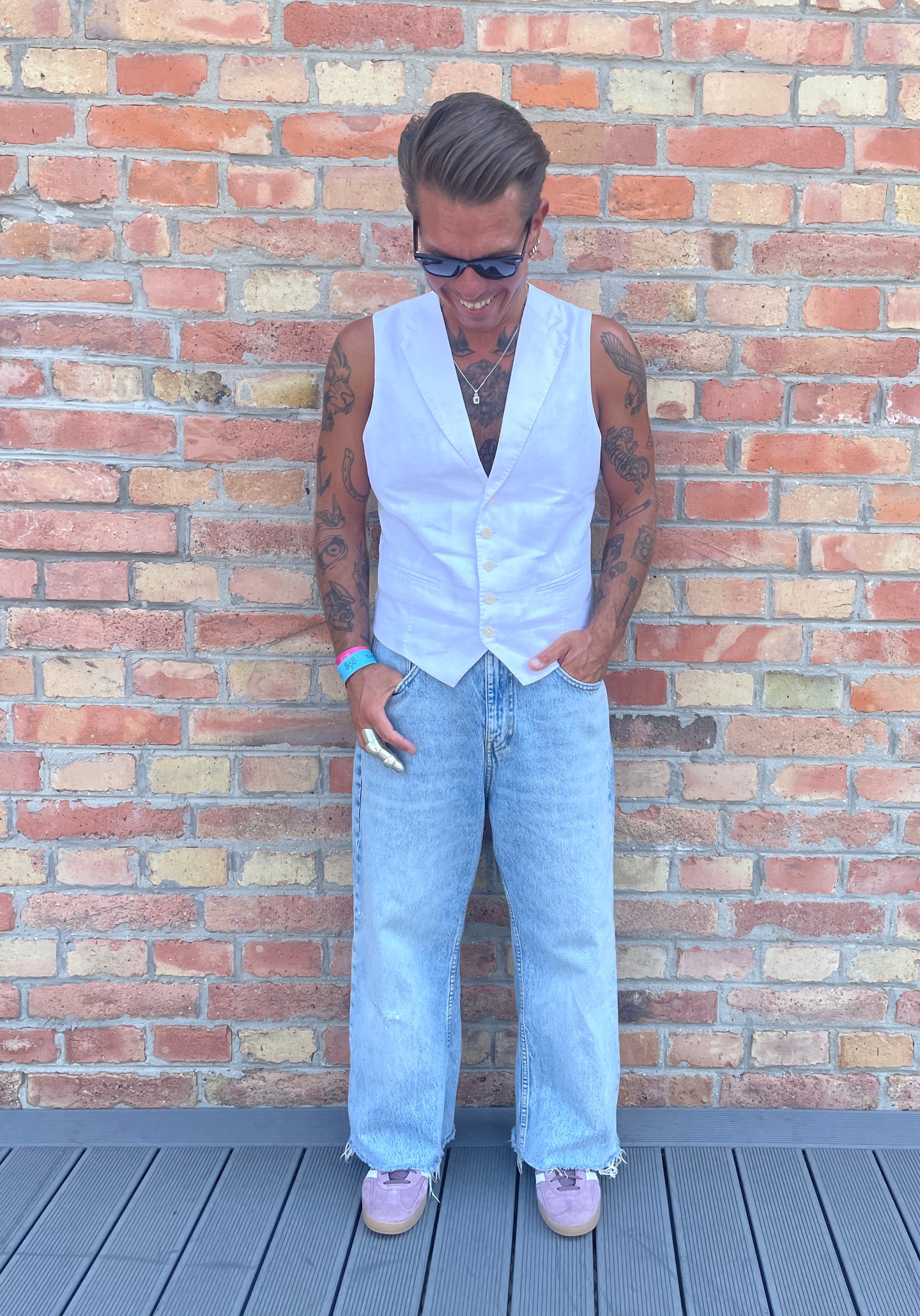 Zyólyomi Norbert sztárfotós, a GLAMOUR rendszeres fotósa, aki jelenleg a 20 év GLAMOUR címlapsorozaton is dolgozik