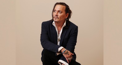 Ez az álomszép nő rabolta el Johnny Depp szívét, mintha kicserélték volna a színészt, csak úgy ragyog a boldogságtól!