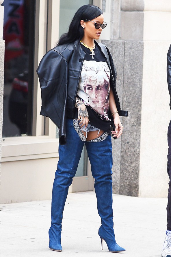 rihanna, diana hercegnő, diana, manolo blahnik, riri, csizma