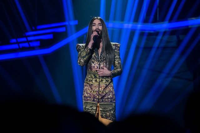 Conchita Wurst Abodi Dora