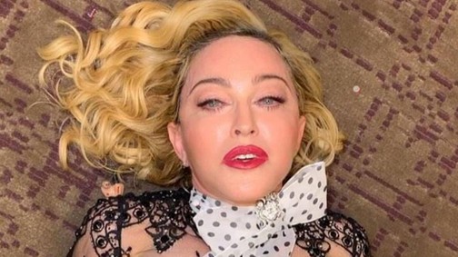 Madonna rajongói kiakadtak a sztár fenékimplantátumán