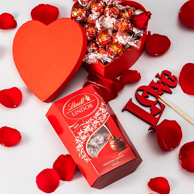 Csokoládé golyó LINDT lindt.hu