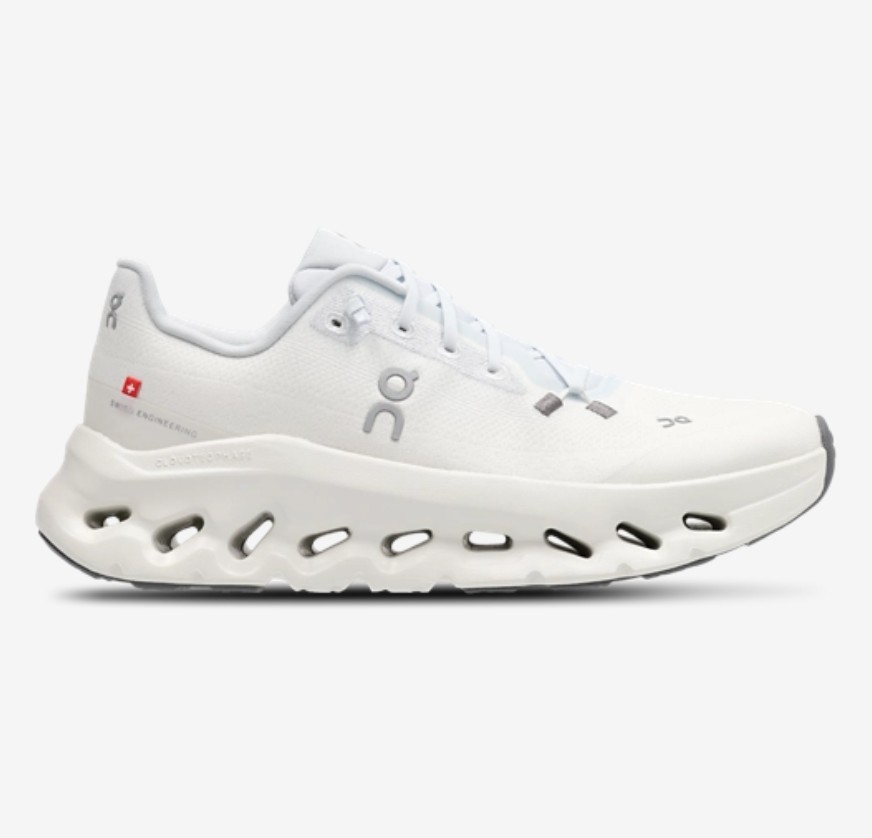 ON Footlocker 64 990 Ft