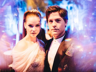 Olvadásveszély: Íme Palvin Barbara és Dylan Sprouse legszerelmesebb pillanatai