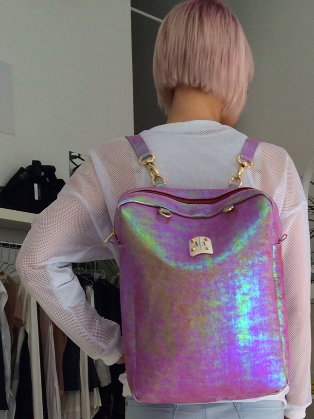 Egy élénk rúzs mindenre gyógyír