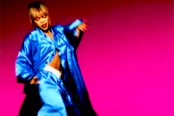 GLAMOURSZKÓP 2015. február