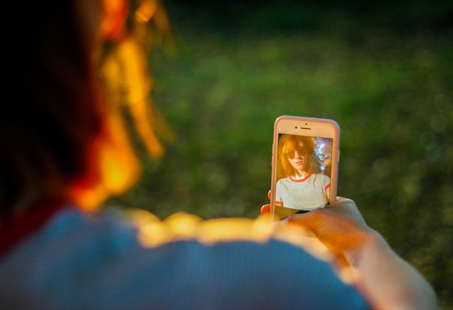 Így rombolja le az emberek önbecsülését az online tér