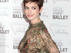 Anne Hathaway már nagyon várja a babát