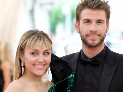 Miley Cyrus produkálta magát, Liam Hemsworth pedig rezignáltan tűrte a Met gálán