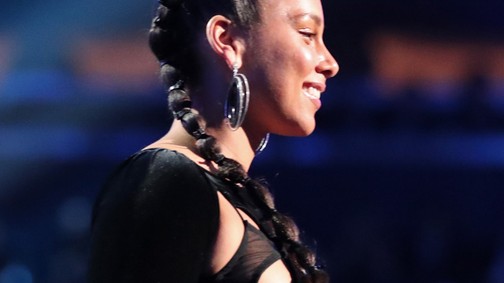Alicia Keys smink nélkül ment a Grammy-gálára!