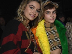 Paris Jackson és Cara Delevingne járnak? Nagyon úgy tűnik!