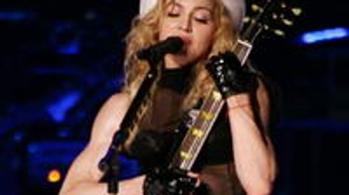 Madonna újra pózol!