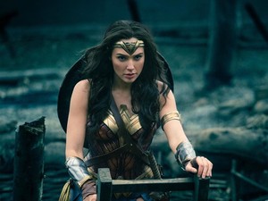 A Titanic rendezője szerint a Wonder Woman rossz hatással van a nők helyzetére!