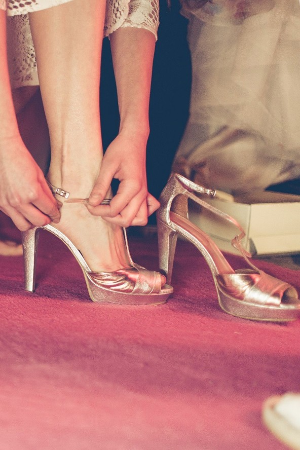 Dögös lábbelik ünnepi pillanatokra