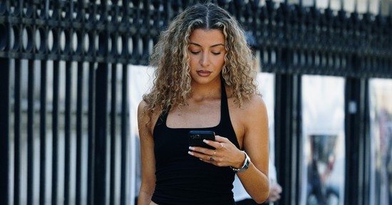 Ki vagyok, ha nem posztolok róla?- így veszi el az identitást a közösségi média