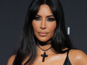 Micsoda ritka pillanat: Kim Kardashian smink nélkül az utcán!