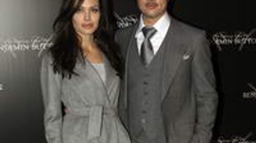 Brad szakít Angelinával?