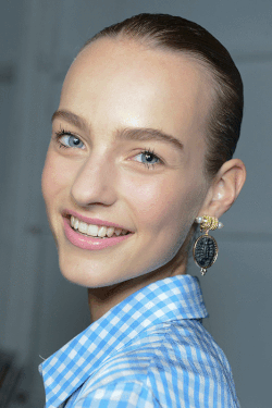 30 év, 350 csodálatos színárnyalat!