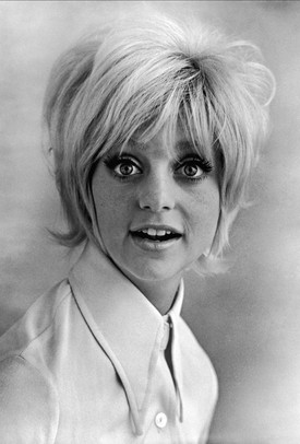 Első komoly televíziós szerepei közé tartozott a Good Morning, World című sorozat (1967).