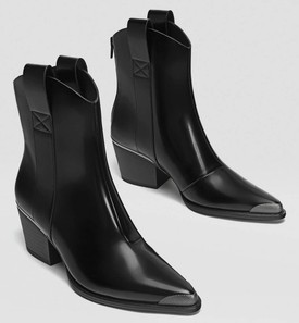 Lakkbőr STRADIVARIUS 25995 Ft