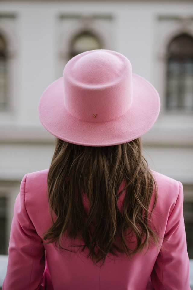 10 éve nem volt ilyen rövid Sydney Van Den Bosch haja