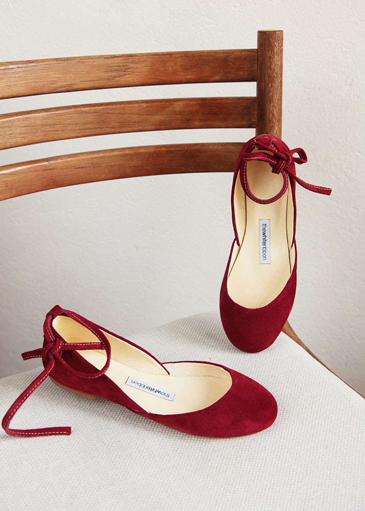 The White Ribon Cherry Red bokapántos balerinacipő