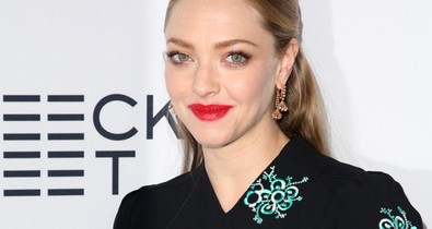 Hatalmas pocak! Amanda Seyfried hamarosan anya lesz