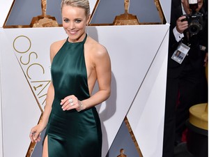 Rachel McAdams az Oscar gála legszexibb ruhájában
