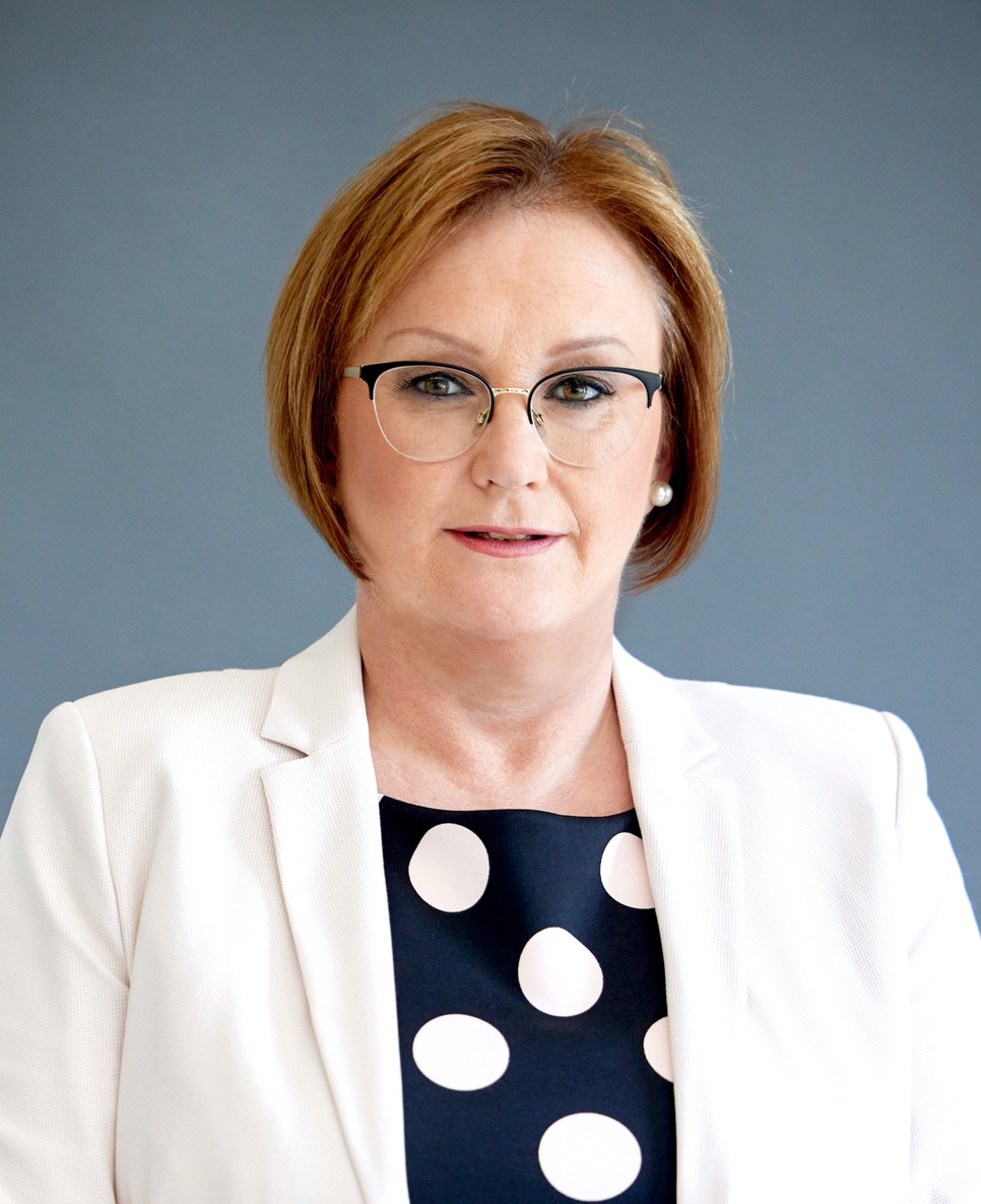 Szurmai Gyöngyi kétezer embert irányít majd a Rossmann drogérialáncnál. Ez igazi womenpower!