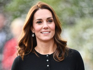 Kate Middleton találkozott a télapóval és milyen csodásan néz ki