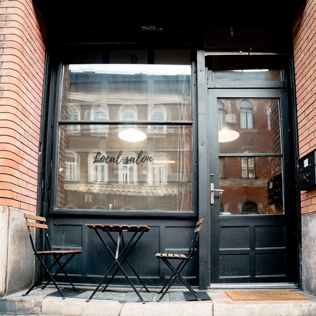 A hely, ahol tényleg a vendég van középpontban: új hajszalon nyílt a belvárosban!